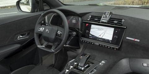 DS 7クロスバック、ベストインテリア賞に輝く…国際自動車フェスティバル