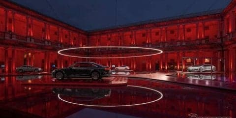 アウディ A6 新型がアート作品に、まるで空中散歩…ミラノデザインウィーク