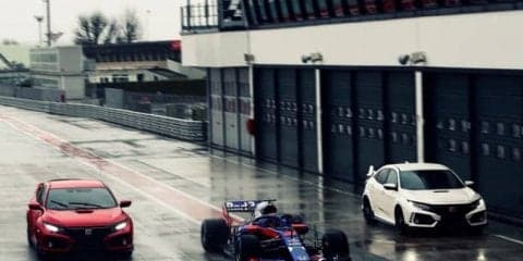 シビック タイプR 新型をトロロッソ・ホンダのF1ドライバーに納車