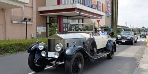 クラシックカーが秋の交通安全運動にひと役…埼玉の商業施設でパレード