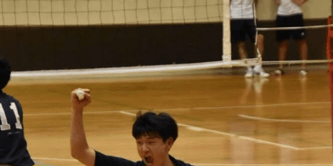 【バレーボール部男子】 秋季リーグ戦開幕！ フルセット制し、初戦白星