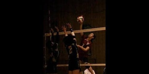 競り合いの強さ　終盤で力を発揮し大東大を振り切る