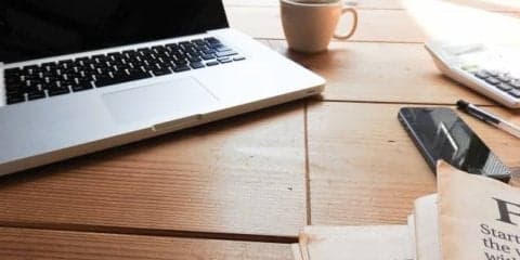 悲喜こもごもの中間決算---株安で足元揺らぐホンダ、7年先の成長戦略公表の日野自動車［新聞ウォッチ］