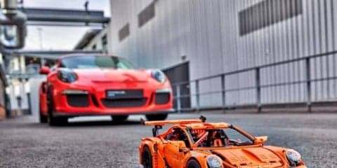 レゴ 911GT3 RS、最後の1台がポルシェ工場からラインオフ?!　後継モデル開発中