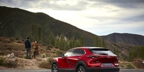 マツダ CX-30 の車名が CX-4 にならなかった理由