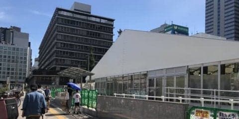 新宿スバルビル跡地「SHINJUKU ODAKYU PARK」として暫定利用開始　8月22日