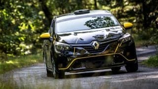 ERC王者輩出のTOKSPORT、ルノー・クリオRSRラリー5をERCに投入