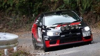 全日本ラリー唐津：奴田原文雄が新井大輝に4.2秒差をつけて初日トップ