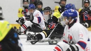 “氷上の格闘技”パラアイスホッケーのクラブ選手権、長野サンダーバーズが3連覇！