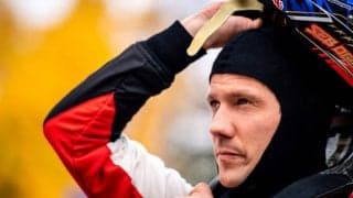 WRCフィンランド：セバスチャン・オジエにヘルメット装着違反で1分のペナルティ