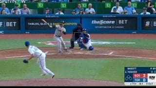 吉田正尚ヒット1本無駄にする…現地実況も「ビッグプレー」と称えるダイビングキャッチの瞬間