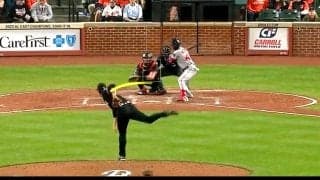 アレ、おかしいな… 藤浪晋太郎、大暴投で首を傾げる 「アカン日か？」「フジがんばれ！」登場から全球ボールでの四球にファンも心配