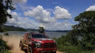 AXCR2024：チーム三菱ラリーアートのチャヤポン・ヨーターが2番手で後半へ