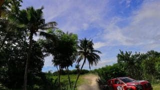 AXCR2024：首位を走行していたチーム三菱ラリーアートのチャヤポン・ヨーターにトラブル