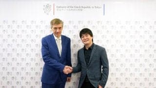 シュコダ・ファビアR5で全日本タイトル獲得の新井大輝が駐日チェコ共和国特命全権大使を表敬訪問