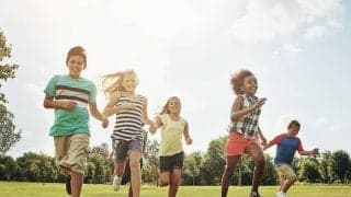 子供の運動、毎日合計60分以上を推奨。習慣化させる６つの要素とは？