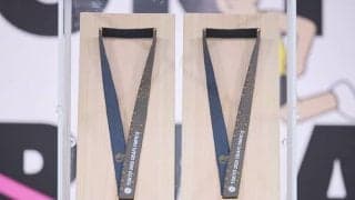 東京デフリンピックのメダルは「折り鶴」がモチーフ。パラリンピックからつながるアスリートの思い