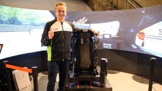 全日本ラリータイトル奪還を狙うヘイキ・コバライネンがSPKのシミュレーターを電撃試乗