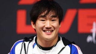 レーシングブルズ、2025年仕様は鮮やかなホワイト基調へ一新！　海外では断トツの評価も「これこそ本物のリバリーだ」「1980年代を彷彿とさせる」