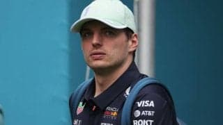 マクラーレンのブラウンCEOが苦戦続きのフェルスタッペンをけん制「メルセデスでなくレッドブルで走る姿を見たい」