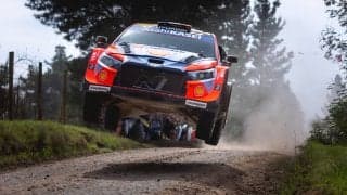 WRCチリ：初日を終えてヒョンデのアドリアン・フルモーが首位、1.0秒差でティエリー・ヌービルが追う