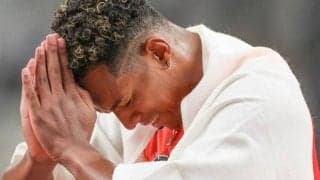 「何が足りなかったんだろう」　トラックに崩れ落ちた村竹ラシッド