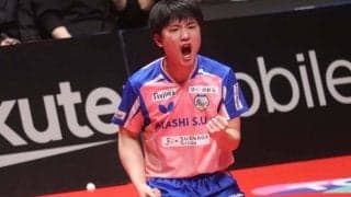 卓球男子の銅メダル獲得で張本智和が掴んだ自信　中国トップ3を撃破した2025年の手応え「胸を張って今後は戦える」