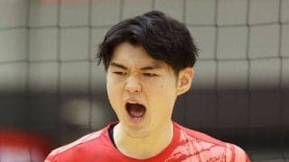 【男子バレー】SVリーグ初代王者のサントリーで、204cmのミドルブロッカー鬼木錬が抱いていた迷い