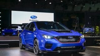 スバルがモビリティショーでスポーツコンセプト2モデルを世界初公開