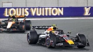 F1で“無念のラストラン”　総合王者ノリスと戦った角田裕毅への厳格ジャッジに異論「ユウキの走行は危険で不必要なもの」