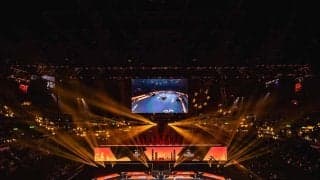 大本命の世界1位・王楚欽が棄権で場内騒然　張本智和の“1時間超え激闘後”にまさかの結末　パリ五輪銀の実力者と決勝で激突【WTTファイナルズ香港】