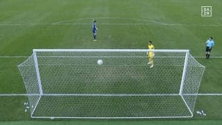 「歴史的な珍シーン」日本代表FWの“逆回転PK”に世界衝撃！“天国から地獄”のヨルダンGKには「悪夢だ」「早まって喜んではいけない」【U23アジアカップ】