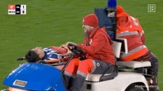 「重度の肉離れか」久保建英の“担架交代”を現地メディアも悲観…ソシエダ監督は「離脱期間は分からない」と嘆き