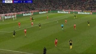 なんでそこに！？ 伊藤洋輝、目を疑う“まさかの神守備”「素晴らしい」天才的な“先読み”→難しいボールをクリア…解説者も称賛