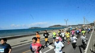 冬晴れのもと、約6600人が疾走　千葉・館山若潮マラソン