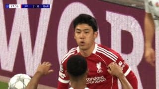 「1人で2人を抑えるのエグすぎる」遠藤航の“神ディフェンス”に騒然！「それ追いつくのヤバい」「よく一人で頑張った」緊急出場の右SBでピンチ阻止