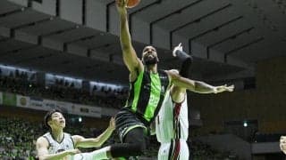 【バスケ】北海道、ホーム13連勝で首位守る　オカフォー20得点14リバウンドのダブルダブル