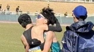 「感動だね」「二人が讃えあうシーン、最高でした」　ゴール直後にハグの青学大の先輩後輩　ＳＮＳ感激　別大マラソンで最終盤にデッドヒート