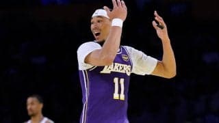 レイカーズのジャクソン・ヘイズが1試合の出場停止処分…敵地戦でマスコットを押す