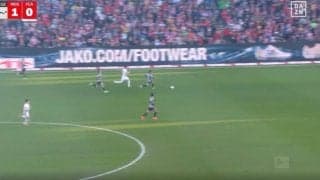 「ドン引きやん」佐野海舟、目を疑う“まさかの展開”「すげえw」「速すぎじゃね？」驚異の“爆速プレスバック”にスタジアムから拍手