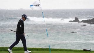 グリーン上のボールが“動く”強風 久常涼はバーディ1個で首位陥落