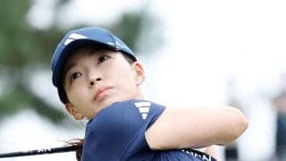 今季初戦へ準備中の渋野日向子「次は白色と水色きて、海行こうかな」ゴルフウエアを着用してPR