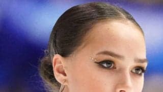 【フィギュア】ザギトワ、銀の坂本花織とのツーショット披露「あなたは素晴らしい」日本語で祝福