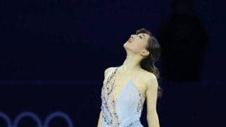 【五輪】坂本花織がエキシビションで五輪に別れ　恒例セルフィー　解説の鈴木明子さん「ありがとう、カオちゃん」と声を震わせる