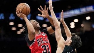 ジェイデン・アイビーが左ヒザ負傷で最低2週間欠場…ブルズHCは「爆発力が消えていた」