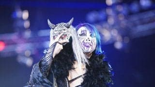 般若からピエロまで…人気日本人女子レスラー、“美顔メイク”裏側公開のSNS投稿に反響「才能がすごい」「自分でやってるの？」