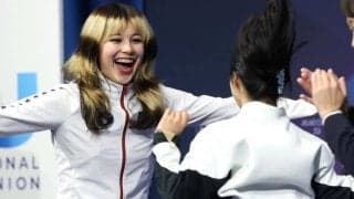 中井亜美の“感動ハグ”はありえなかった!?　坂本花織も「ロシア勢のミスを待つような気持ちだった」と明かしたフィギュア界の生々しい過去と変化【冬季五輪】