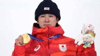 スノボHP金メダルの戸塚優斗もエコノミー帰国だった！テレビ番組で生告白「都市伝説は聞いていたんですけど…」【冬季五輪】