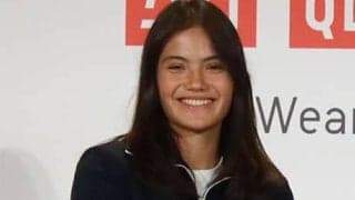  ラドゥカヌがユニクロと契約 