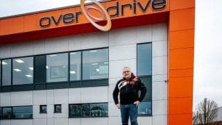 イブ・マトンがオーバードライブ・レーシングのチームマネージャーに就任